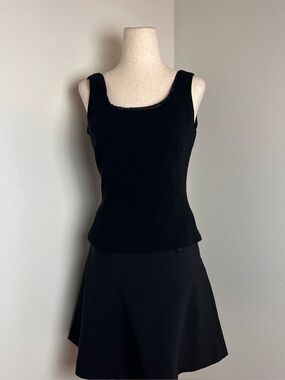 Vintage 90s Daniele O Tahari black tank top with satin ruffle trim. Size: 4